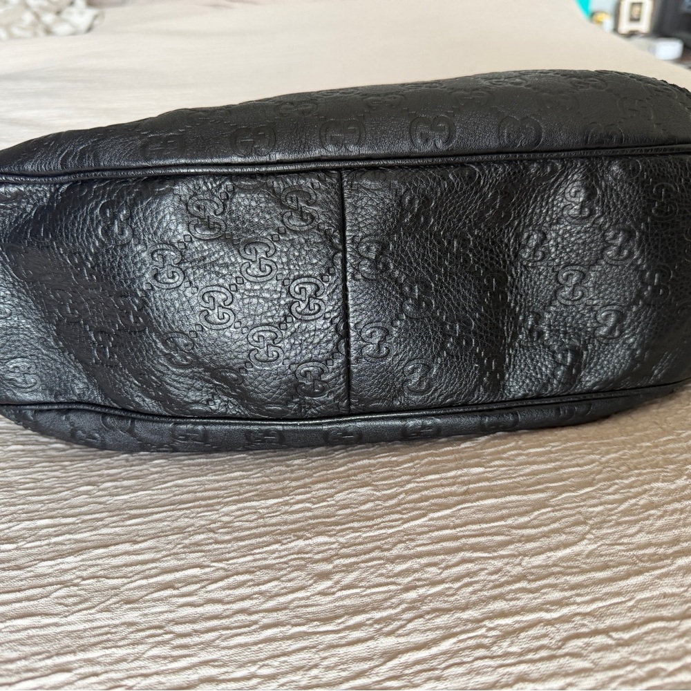 Gucci Guccissima Black Embossed Leather Shoulder Bag with Gold Plate - Picture 6 of 11